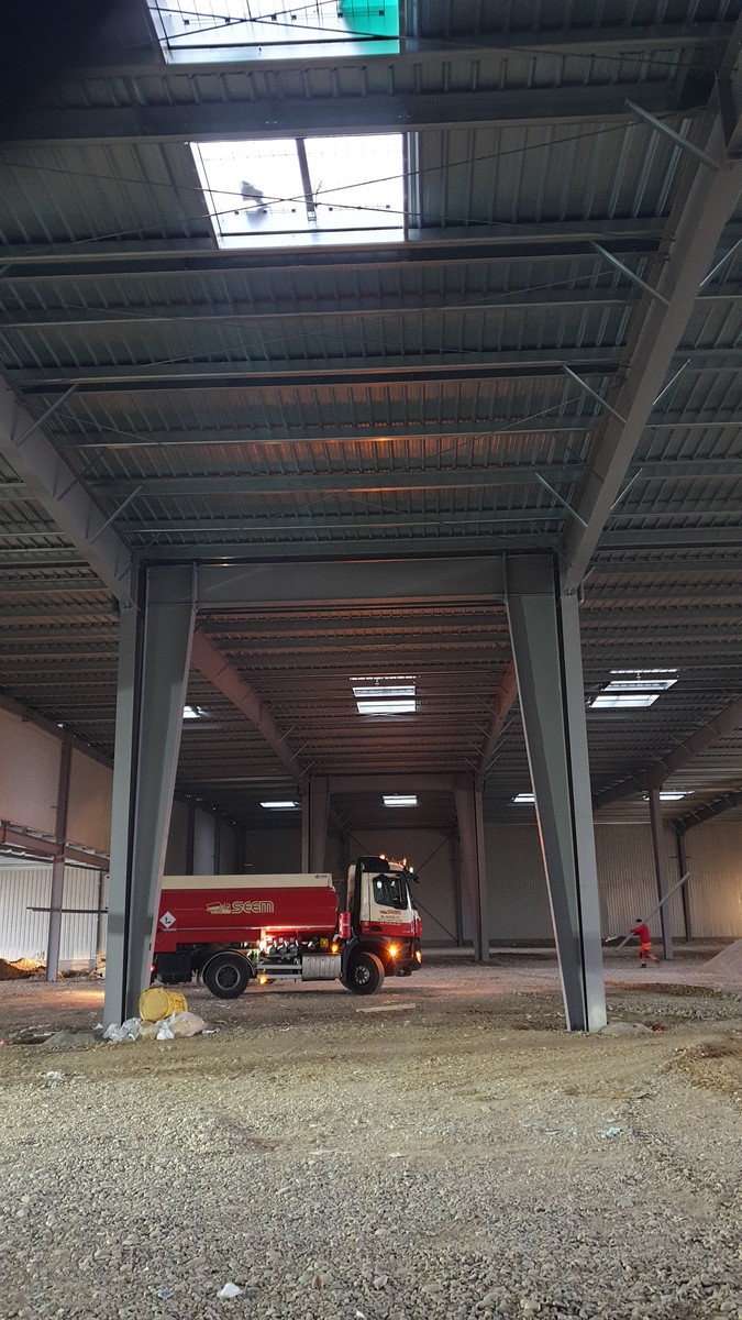 (travaux en cours) LINDAB – « 7000 m² : une usine d’envergure, partenaire ASTRON » gallery